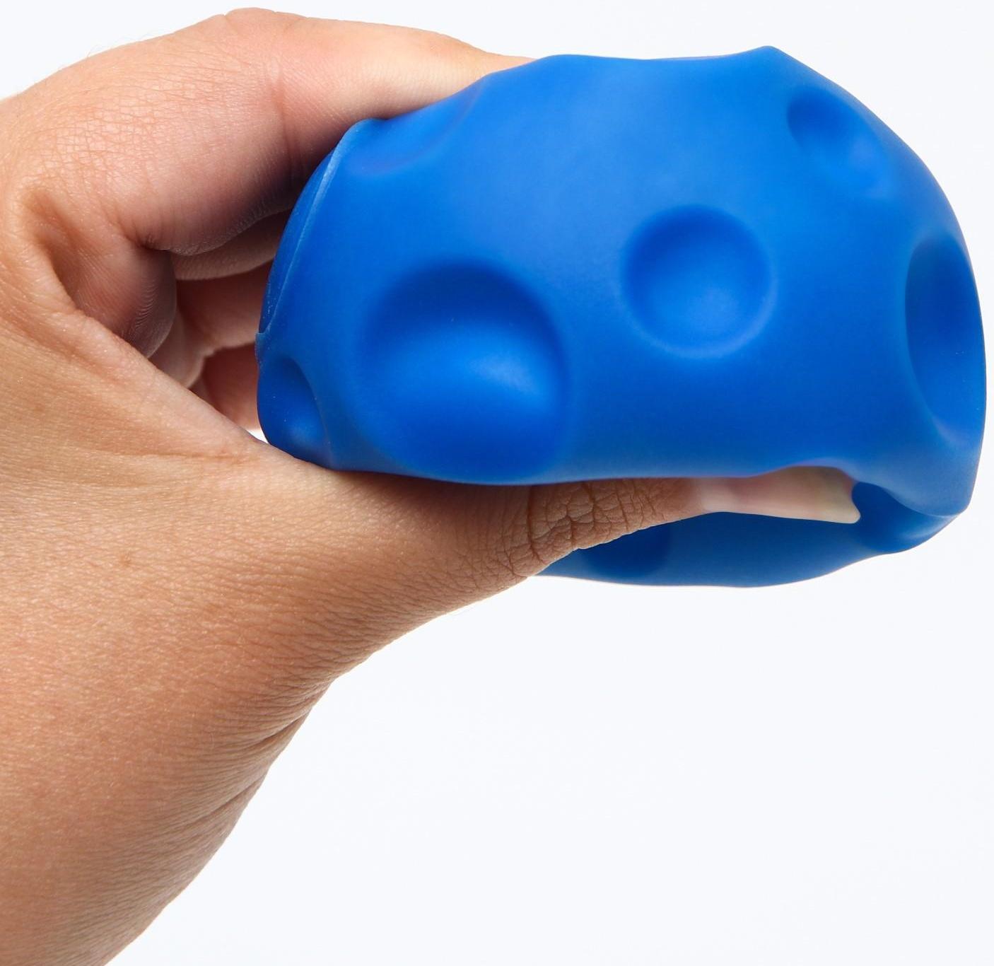 Подарочный набор сенсорных развивающих мячиков «Пирамидка», 7 шт.