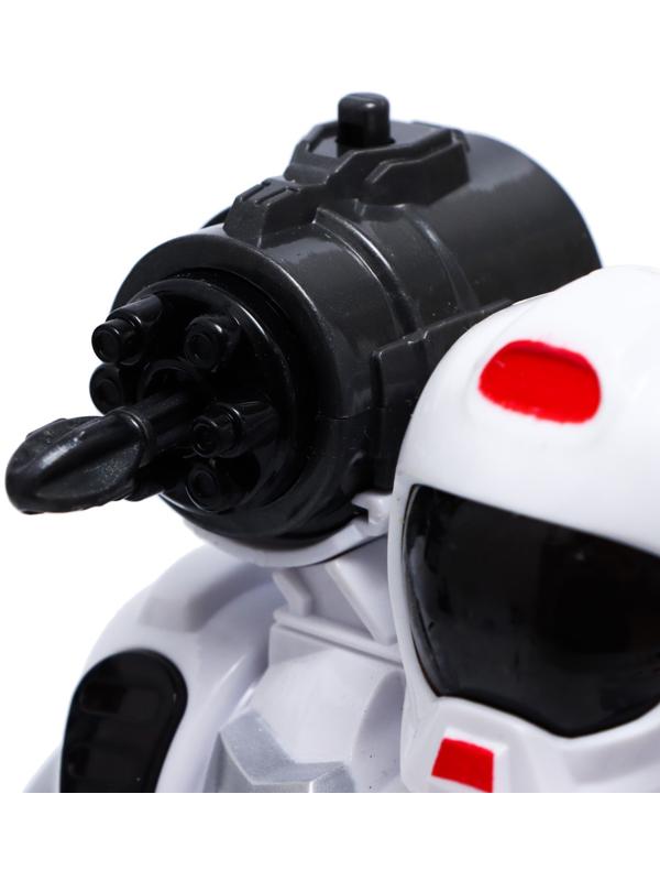 Робот «Герой», световые и звуковые эффекты, работает от батареек, цвет красный