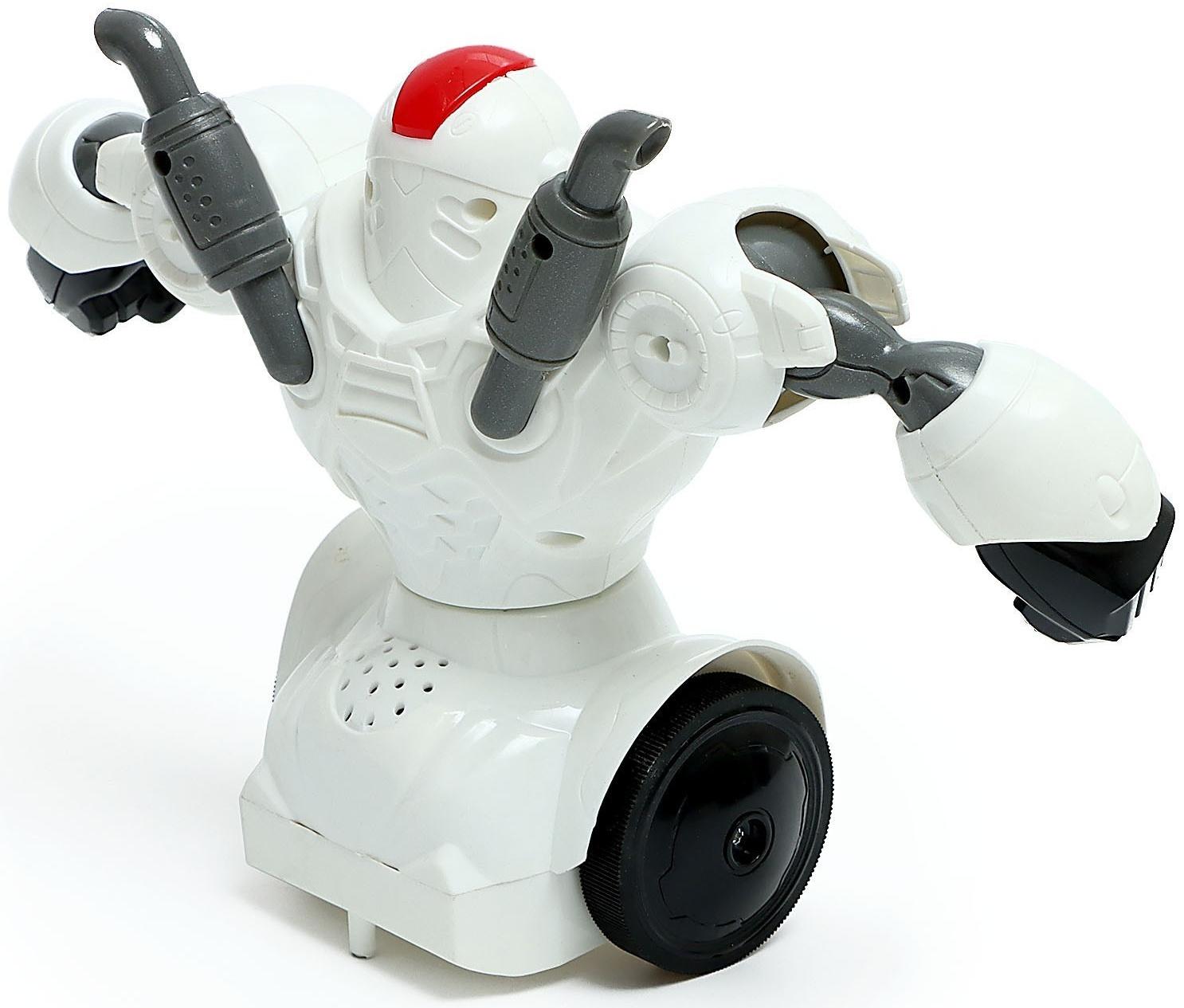 Набор роботов на радиоуправлении «Битва ботов», световые и звуковые эффекты