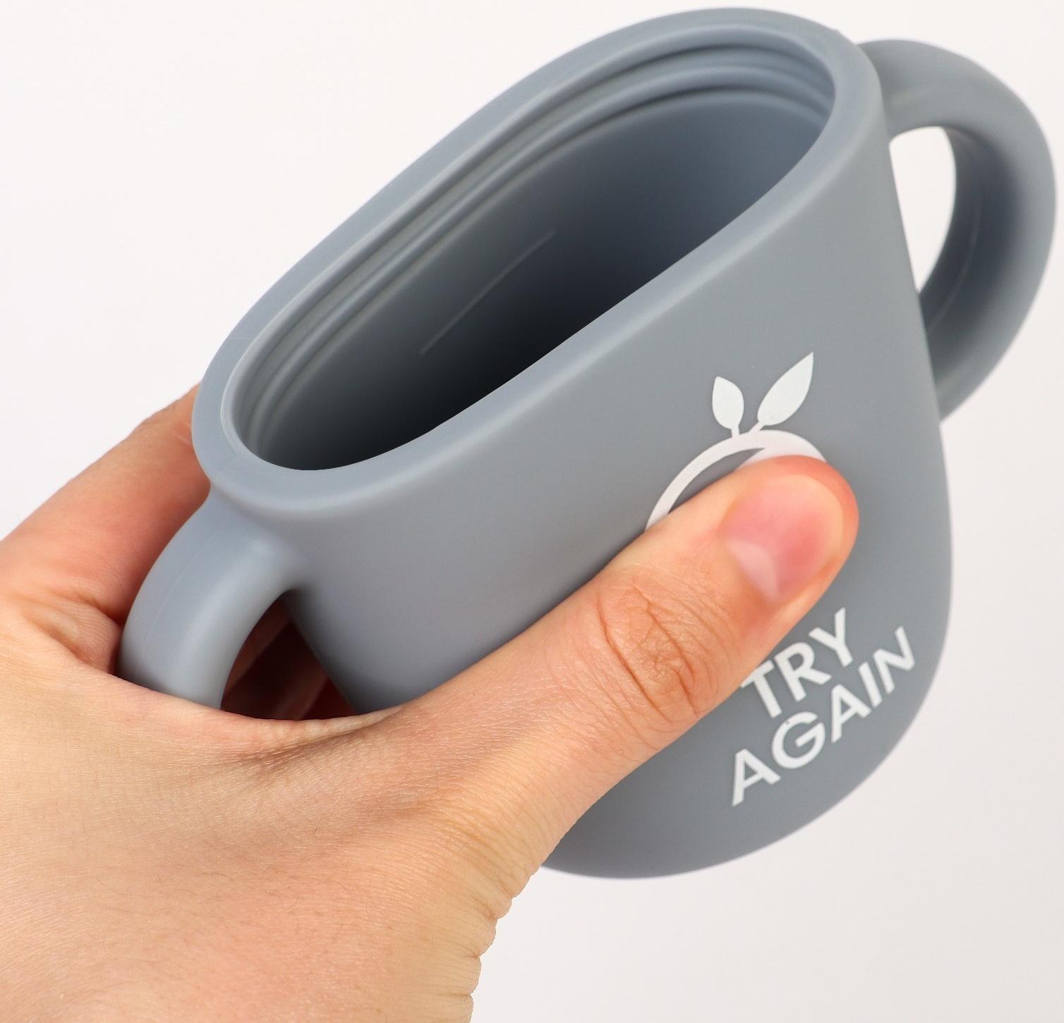 Поильник детский силиконовый Little world Mum&baby, крышка, трубочка, серый, 200мл