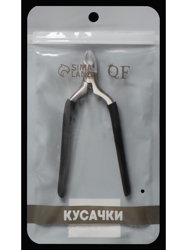 Кусачки педикюрные «Premium», скрытая пружина, 11,5 см, длина лезвия - 6 мм, цвет серебристый/чёрный