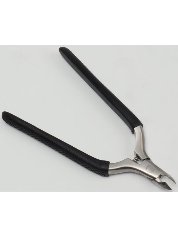 Кусачки педикюрные «Premium», скрытая пружина, 11,5 см, длина лезвия - 6 мм, цвет серебристый/чёрный