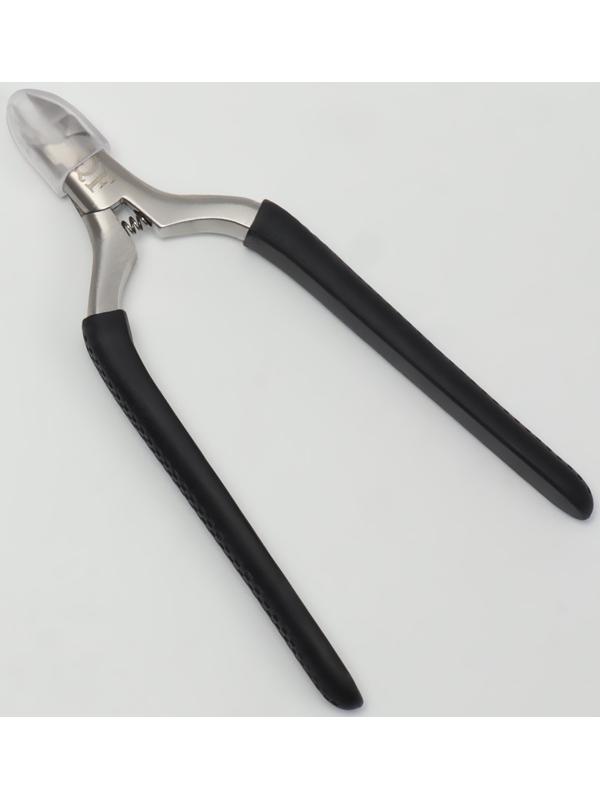 Кусачки педикюрные «Premium», скрытая пружина, 11,5 см, длина лезвия - 6 мм, цвет серебристый/чёрный