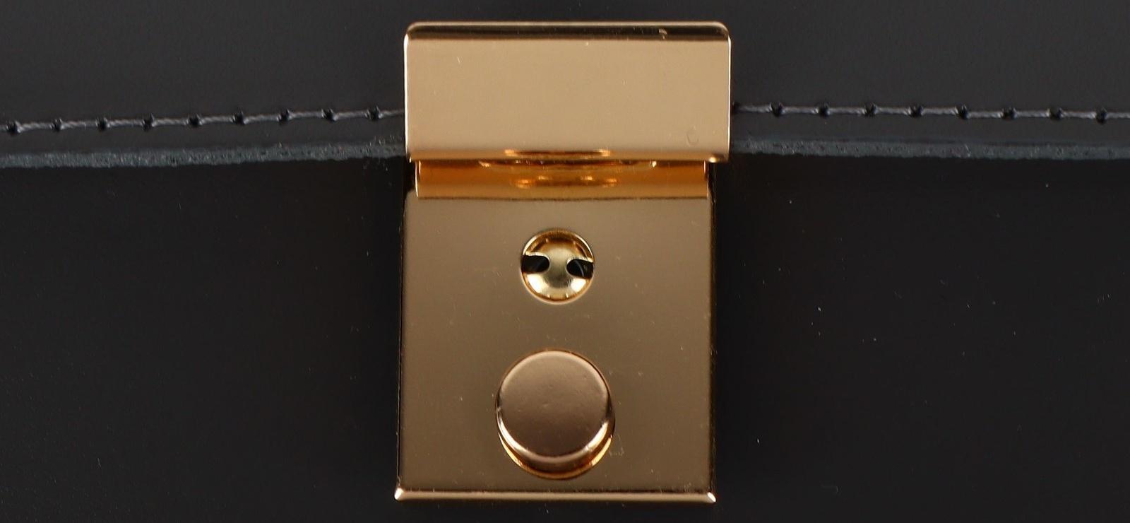 Застёжка для сумки, 3,5 × 2,6 см, цвет золотой