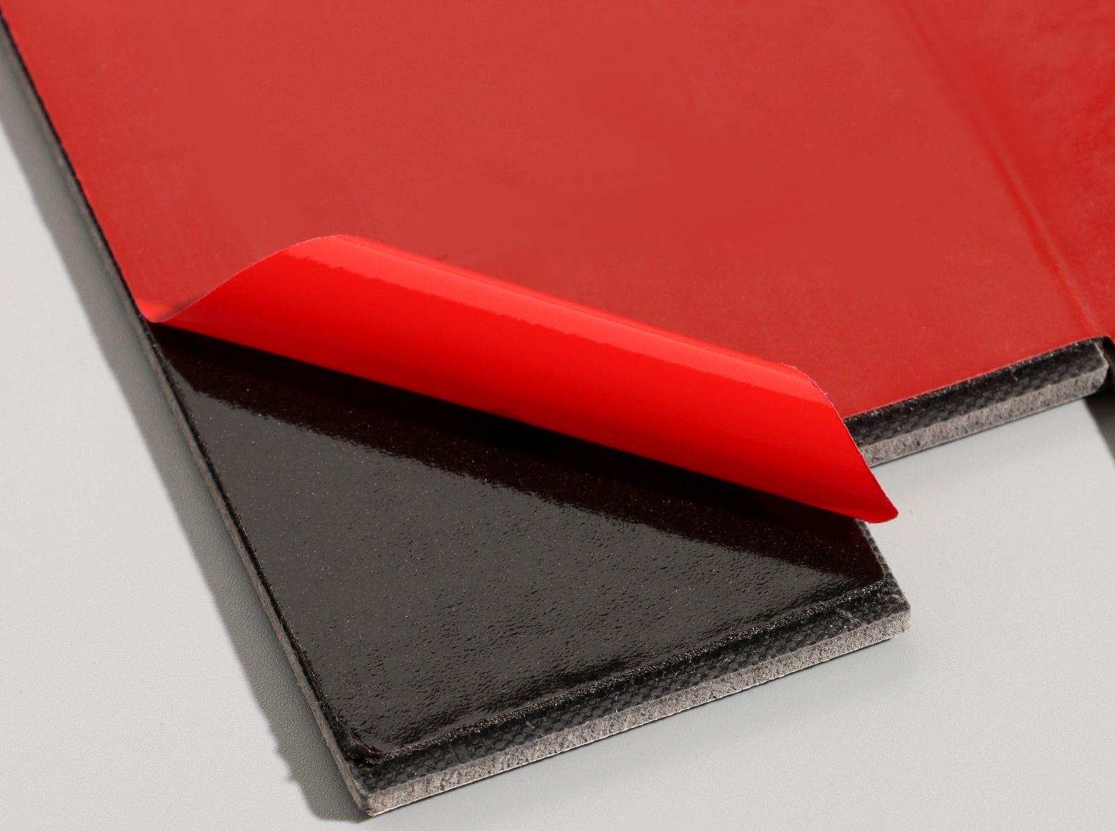 Панель самоклеящаяся 35*29см ламинат