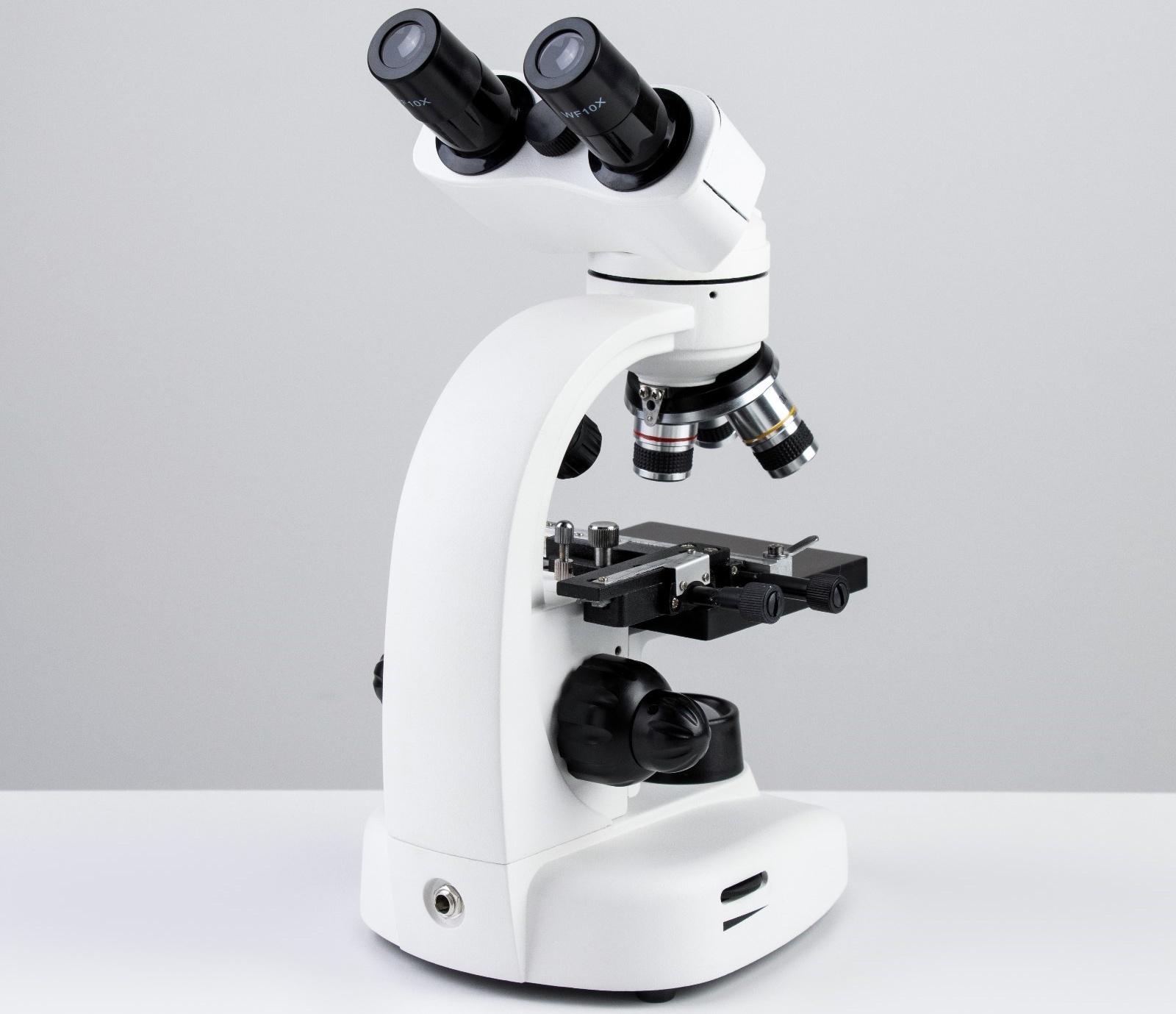 Микроскоп лабораторный кратность 40,100,400, подсветка