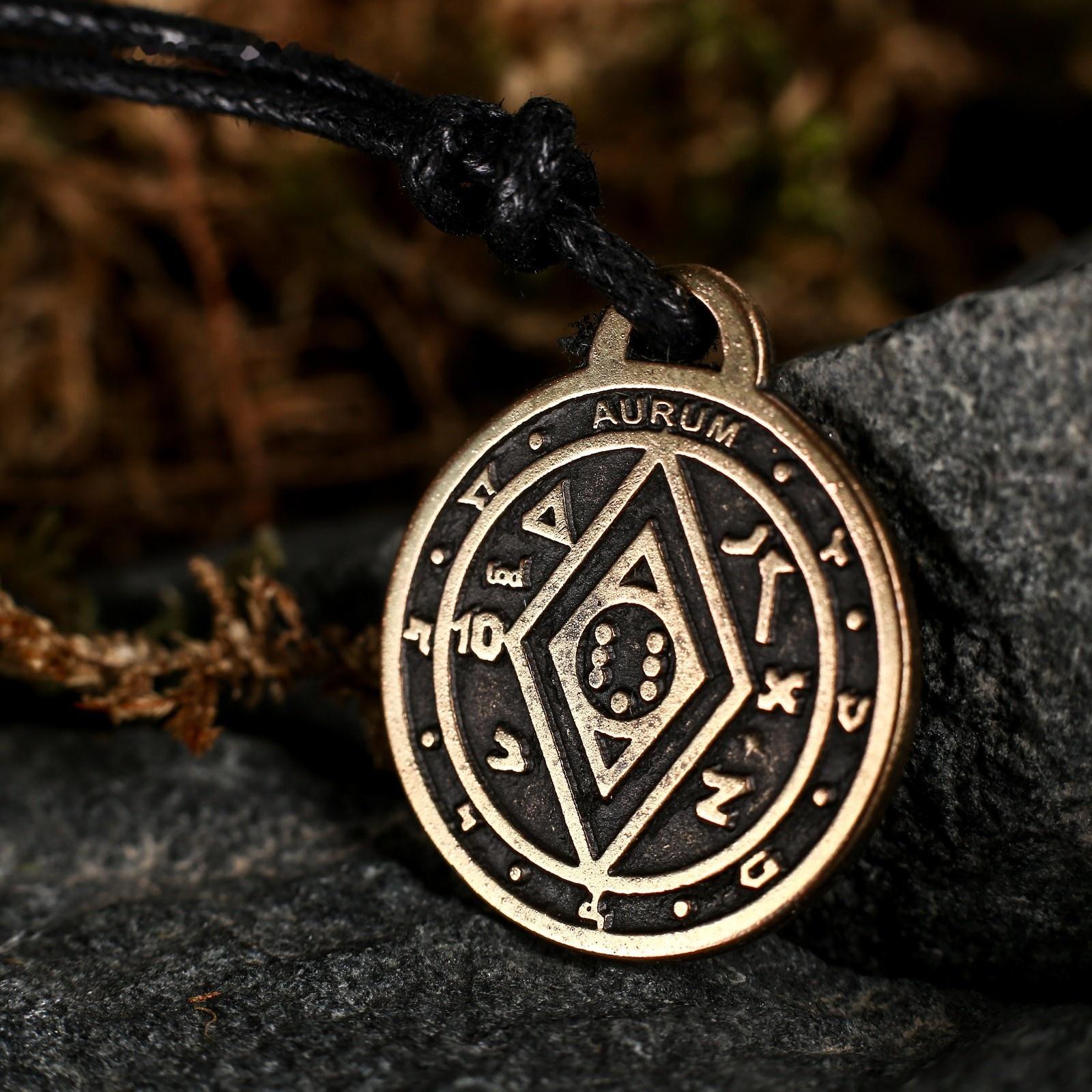 Амулет-брелок 