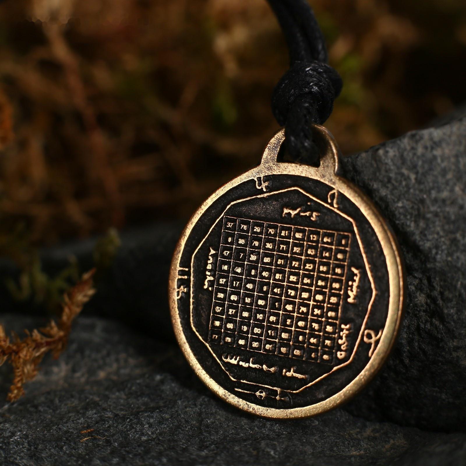 Амулет-брелок 