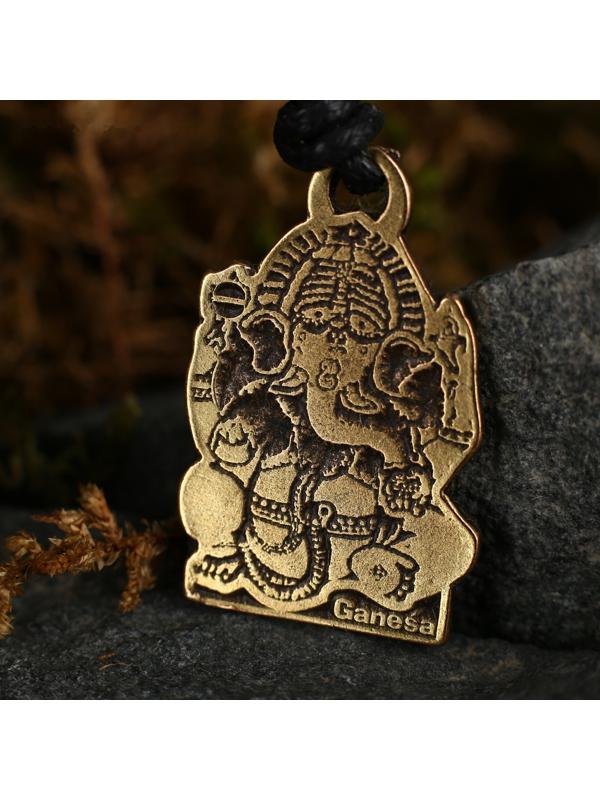 Амулет-брелок 