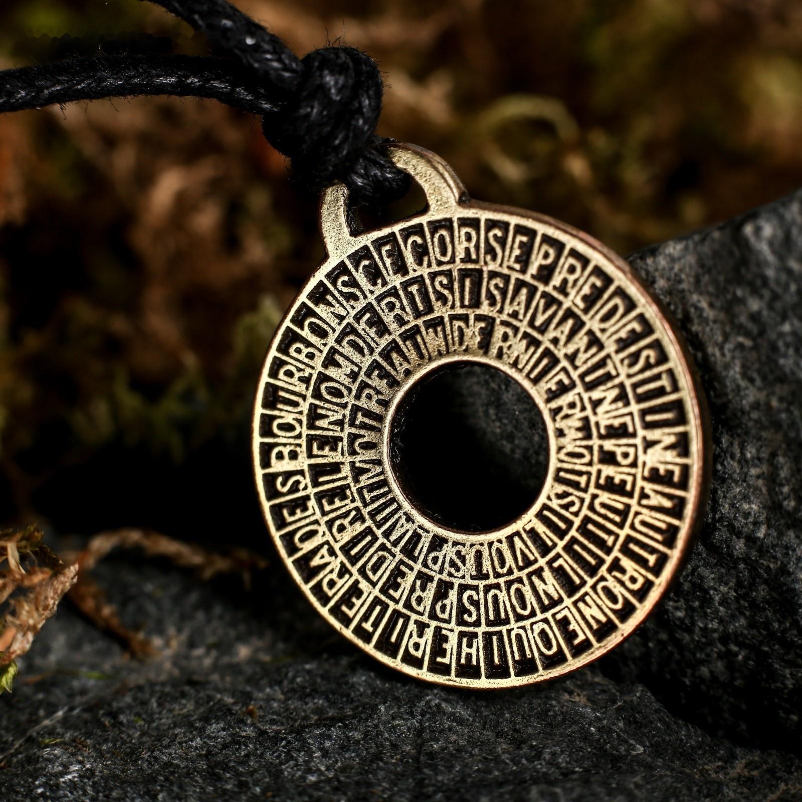 Амулет-брелок 