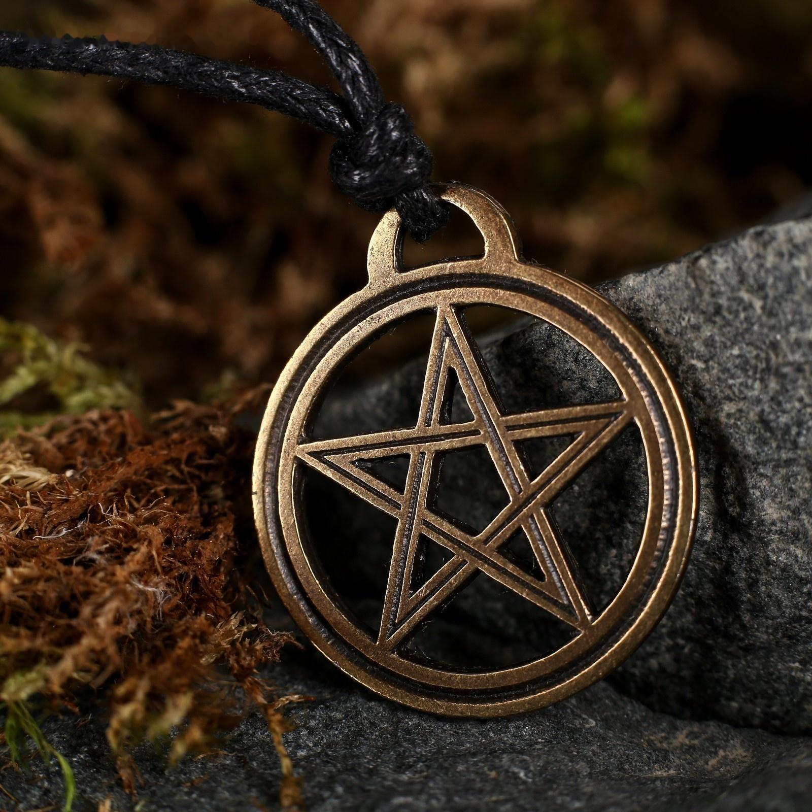 Амулет-брелок 