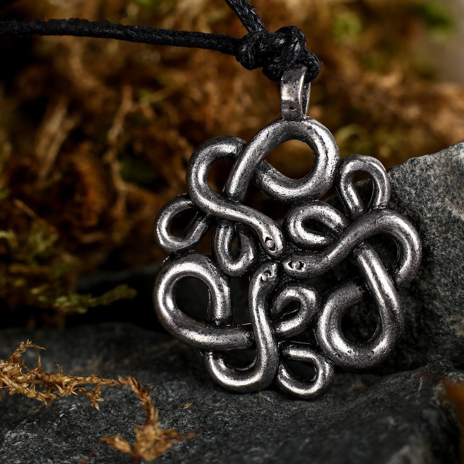 Амулет-брелок, тотем 