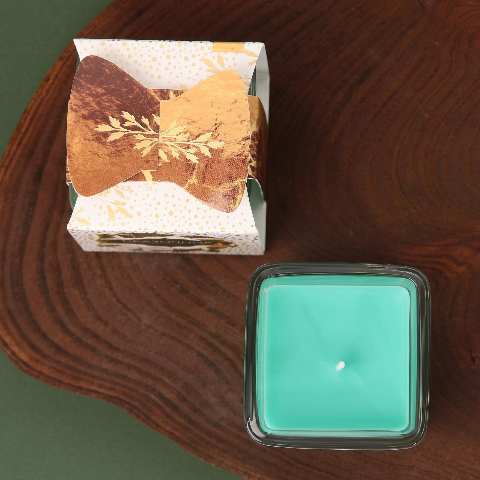 Новогодняя свеча в стакане «Время чудес  и волшебства», аромат еловые шишки