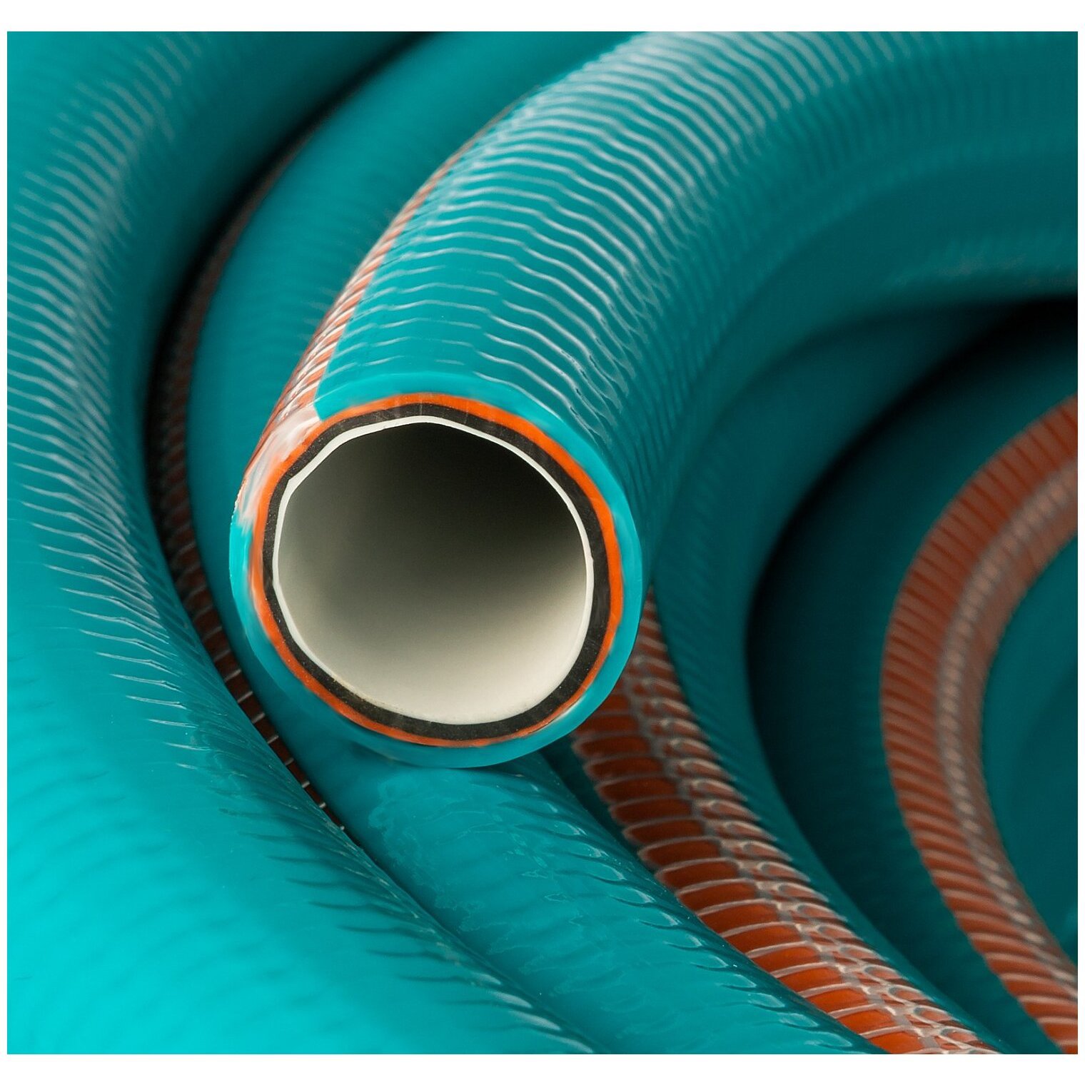 Шланг поливочный GRINDA 429007-3/4-50, 30 атм, пятислойный, текстильное армирование / 3/4″ 50 м..