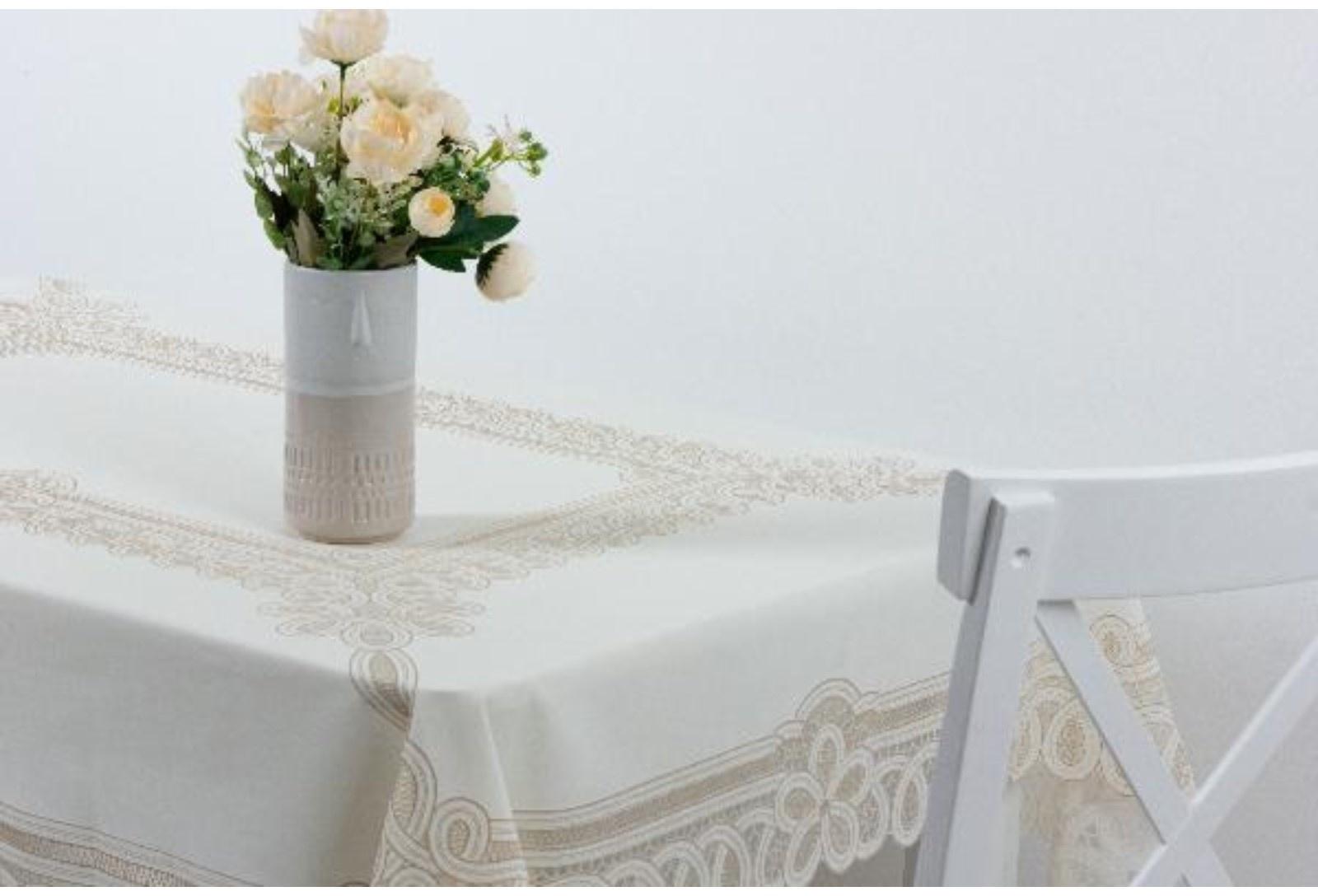 Скатерть столовая «Ажурная» Pretty, 120 х 150 см, 10 шт в рулоне, цвет бежевый