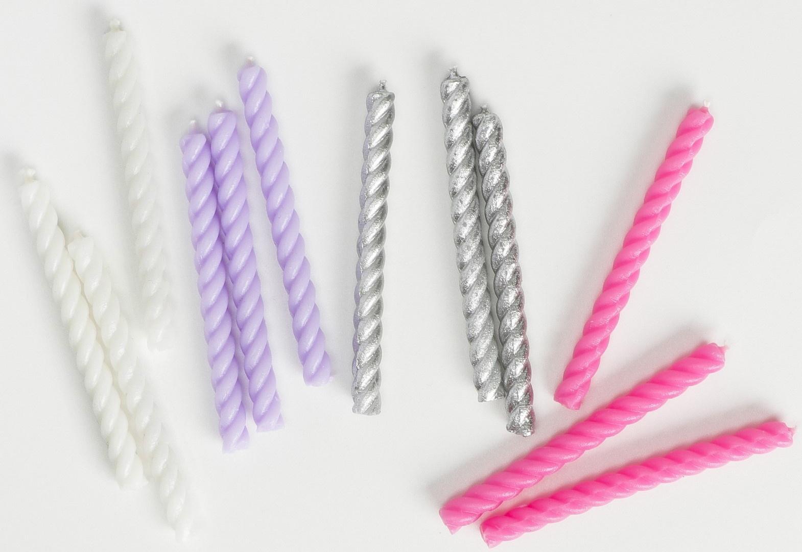 Набор свечей в торт 12 шт 