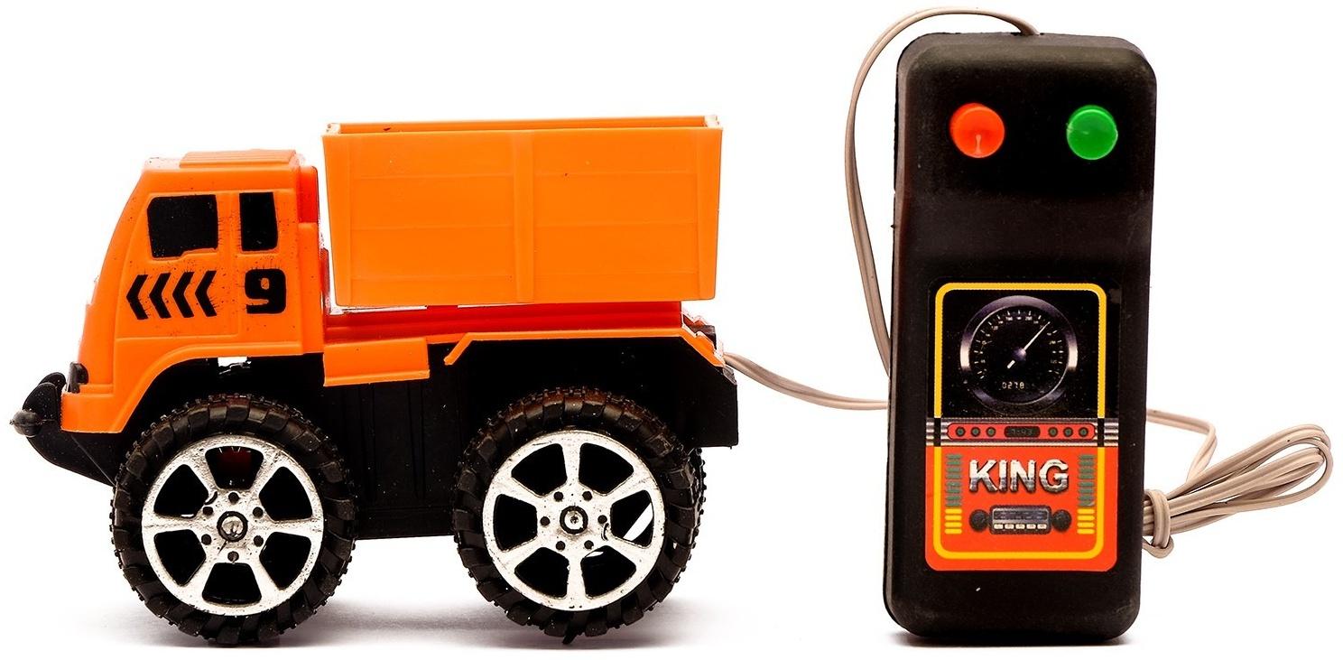 Машина «Стройтехника», на дист управлении, работает от батареек, в пакете
