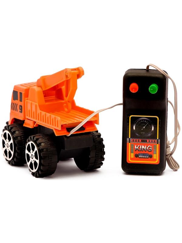 Машина «Стройтехника», на дист управлении, работает от батареек, в пакете