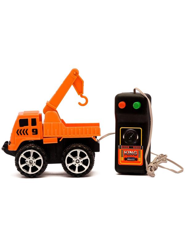 Машина «Стройтехника», на дист управлении, работает от батареек, в пакете