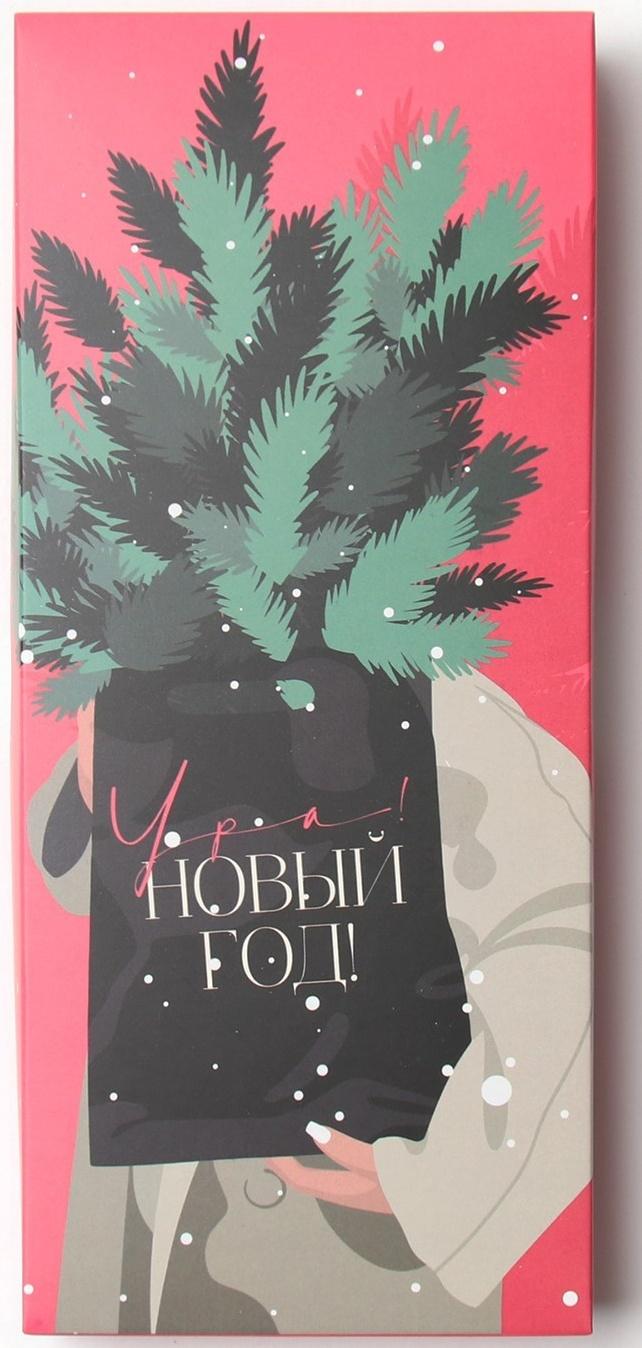 Женские варежки в подарочной коробке 