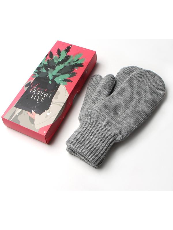 Женские варежки в подарочной коробке 