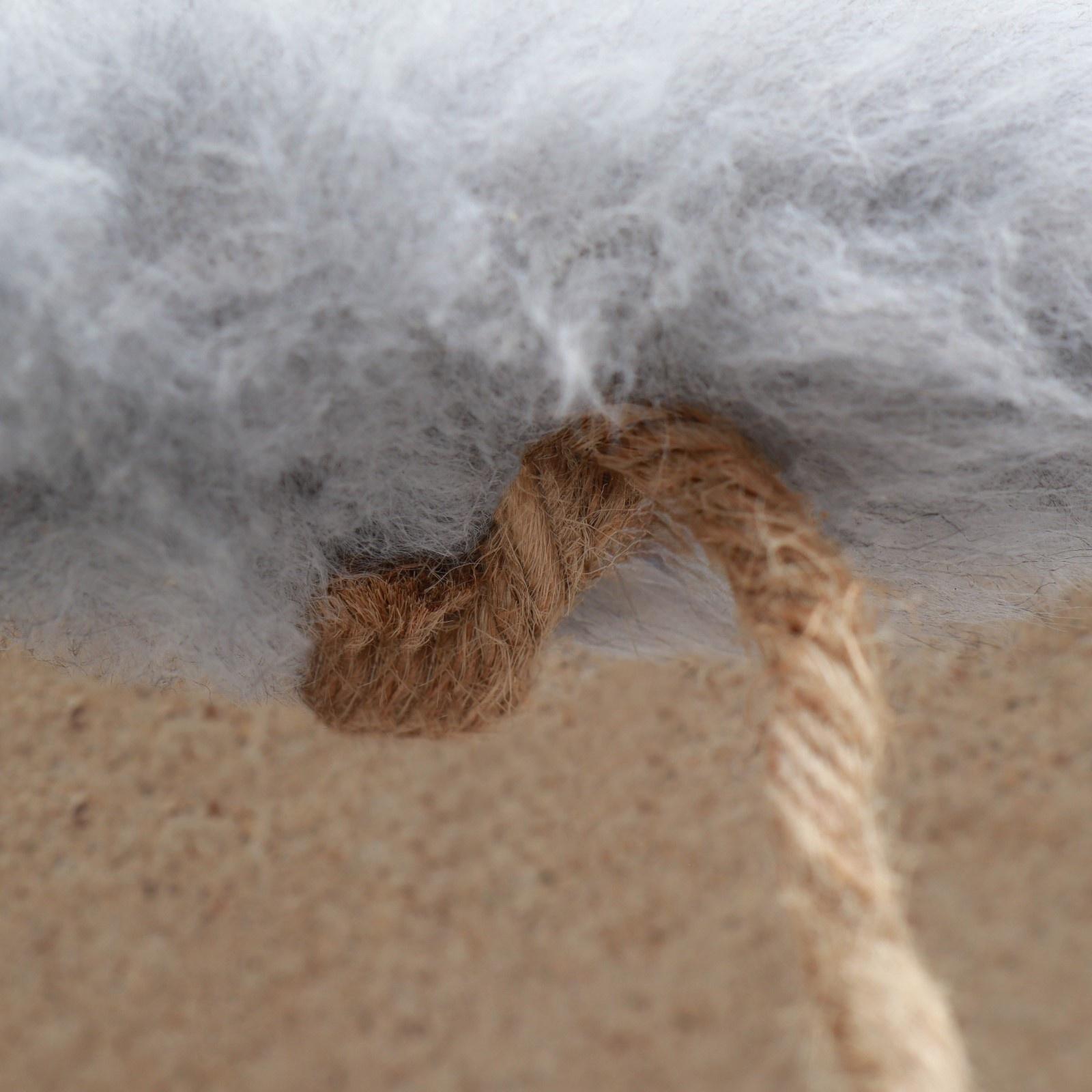 Домик для кошек с когтеточкой 