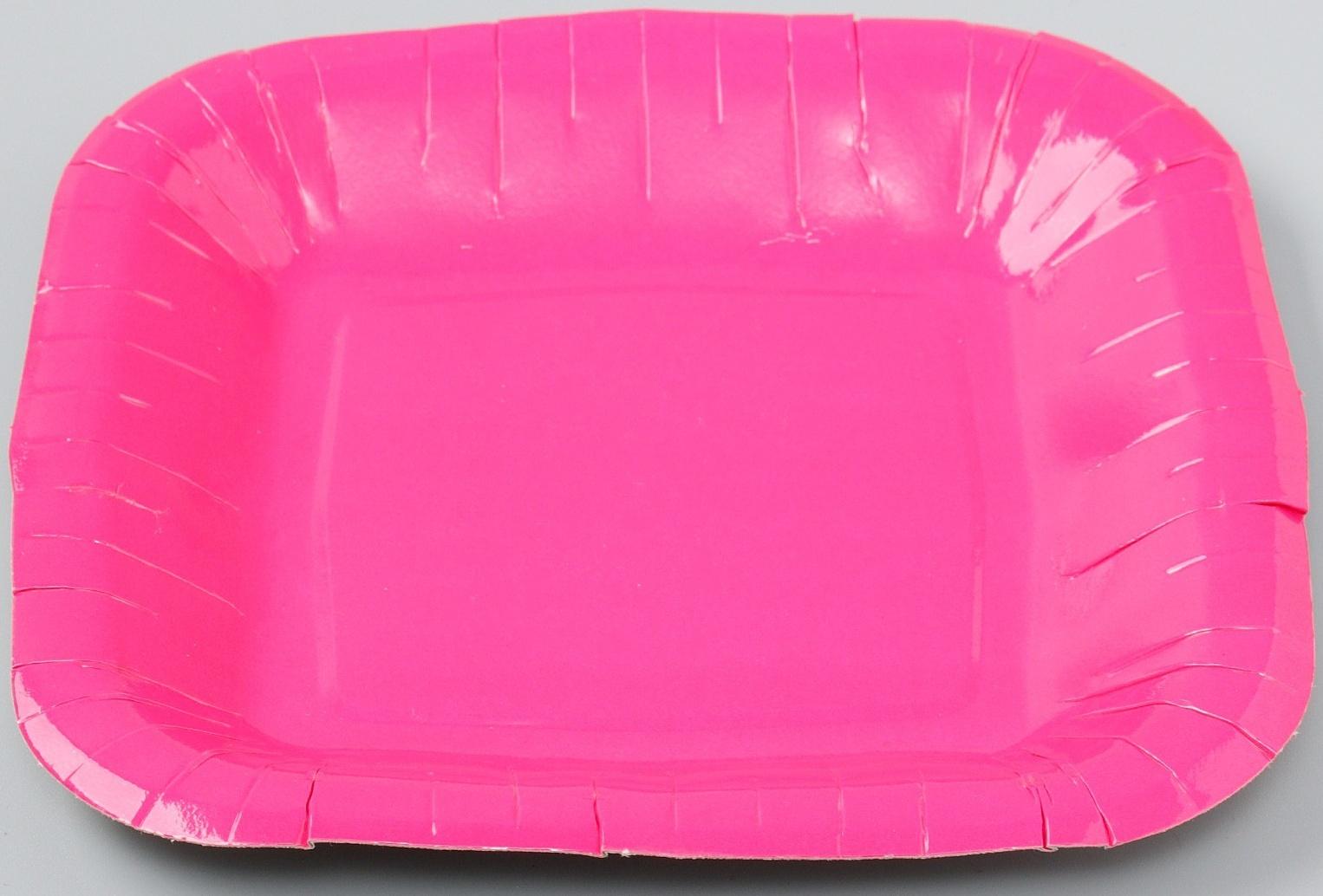 Тарелка бумажная квадратная 