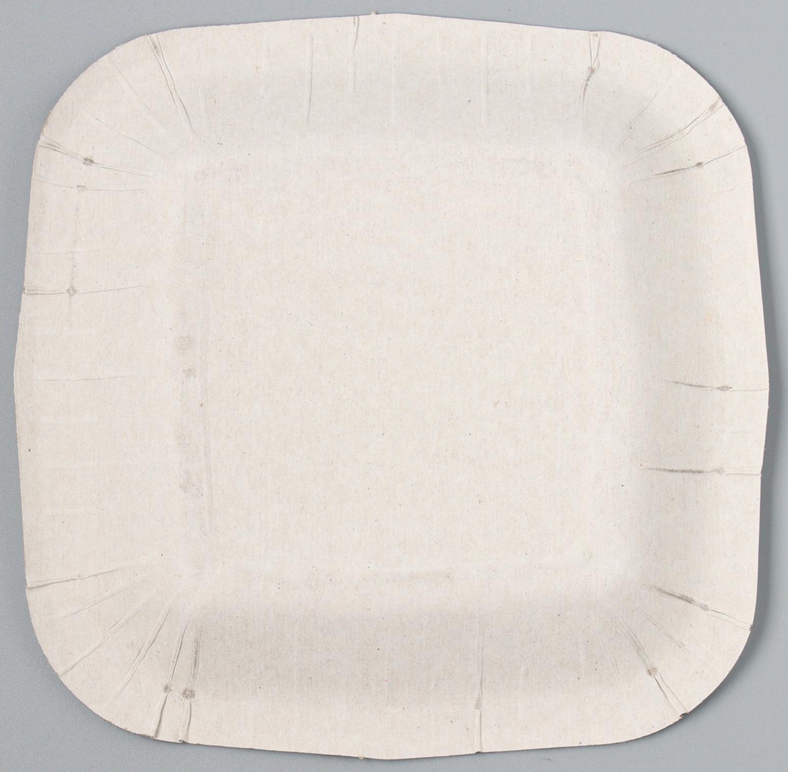 Тарелка бумажная квадратная 