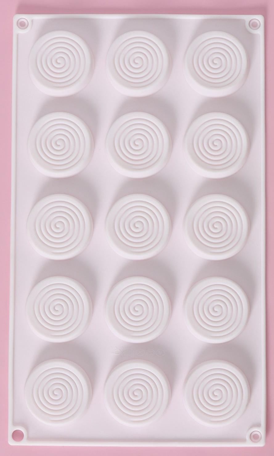 Форма для шоколада Доляна «Гипноз», 29×17×1,1 см, 15 ячеек (d=4,2 см), цвет белый