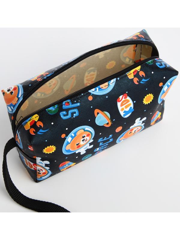 Косметичка на молнии, цвет чёрный