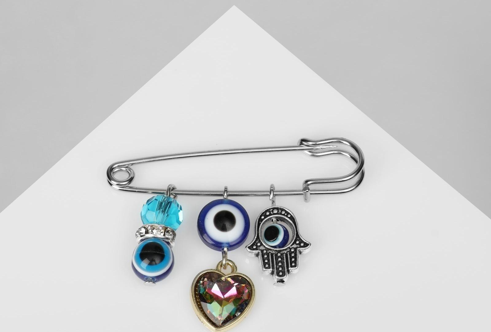 Булавка-оберег 