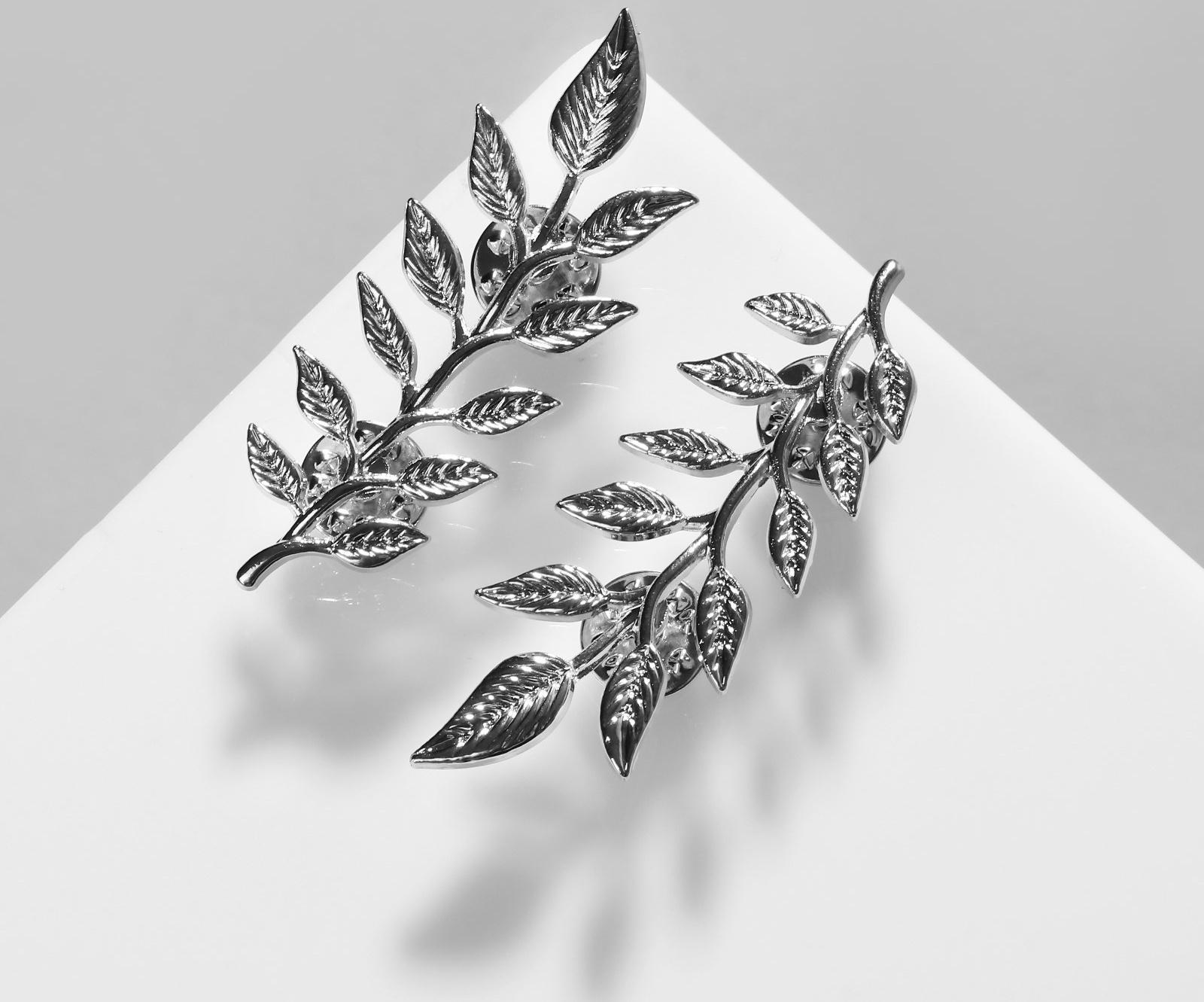 Набор значков (2шт) для воротника 