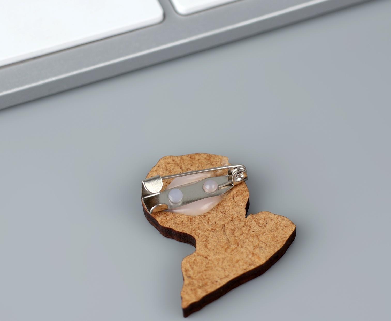 Значок деревянный 