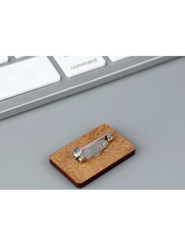 Деревянный значок гороскоп 