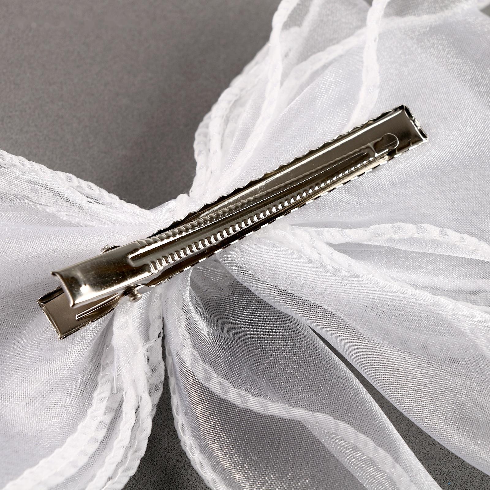 Карнавальный зажим «Бант» с декором-сердцем