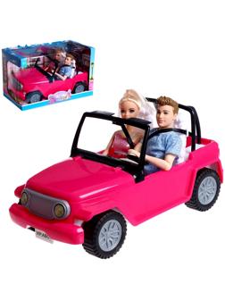 Набор кукол «Семья» на машине