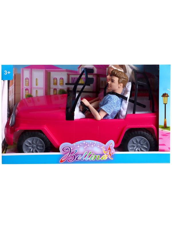 Набор кукол «Семья» на машине