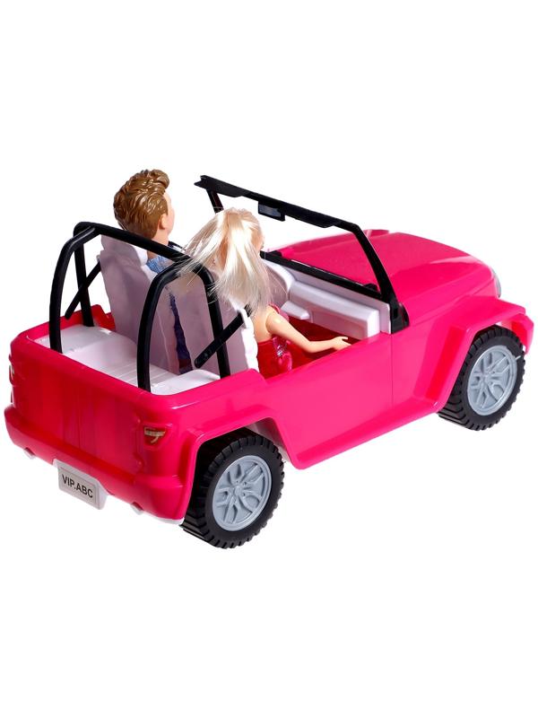 Набор кукол «Семья» на машине