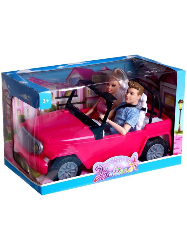 Набор кукол «Семья» на машине