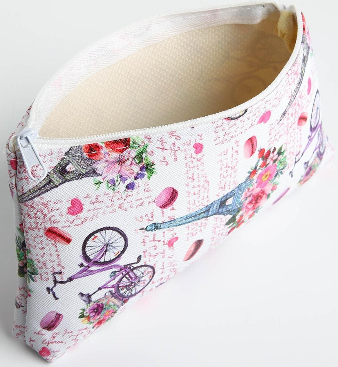 Косметичка на молнии, цвет белый/разноцветный
