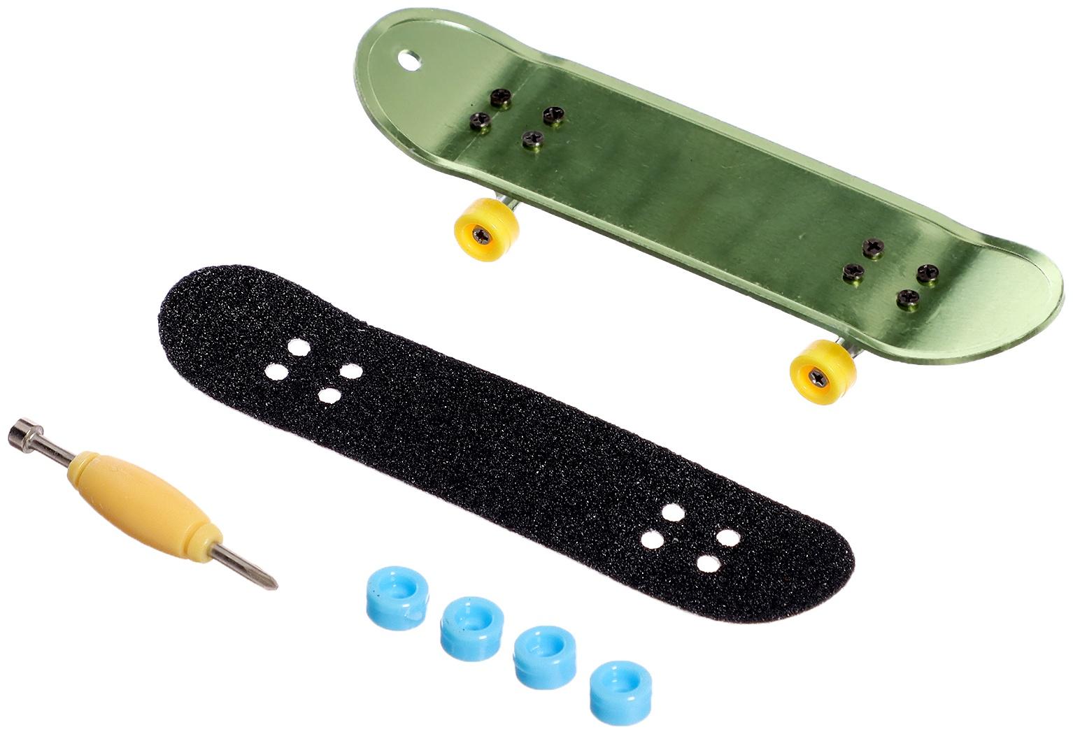 Фингерборд металлический «Золотой трюк», 2 комплекта колёс, ключ, цвет МИКС