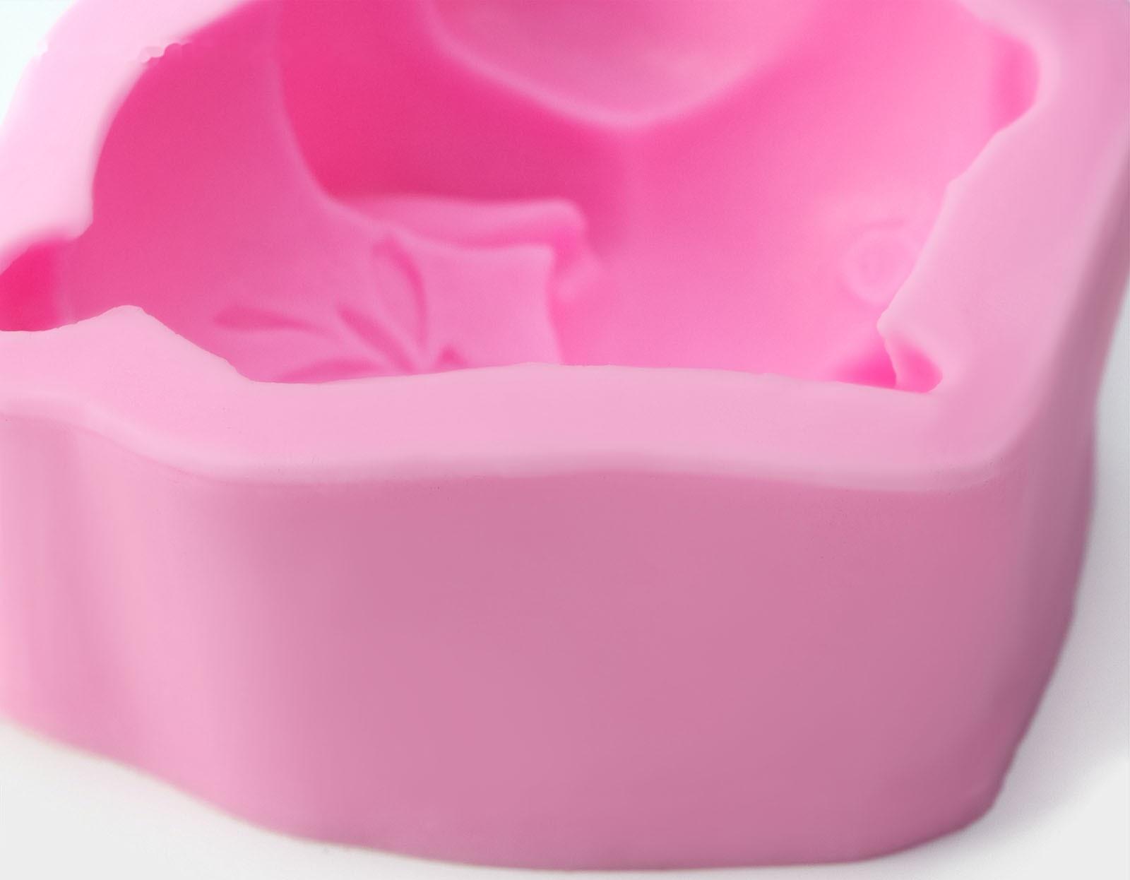 Силиконовый молд Доляна «Зайчик», 9,5×8,2×4 см, цвет розовый