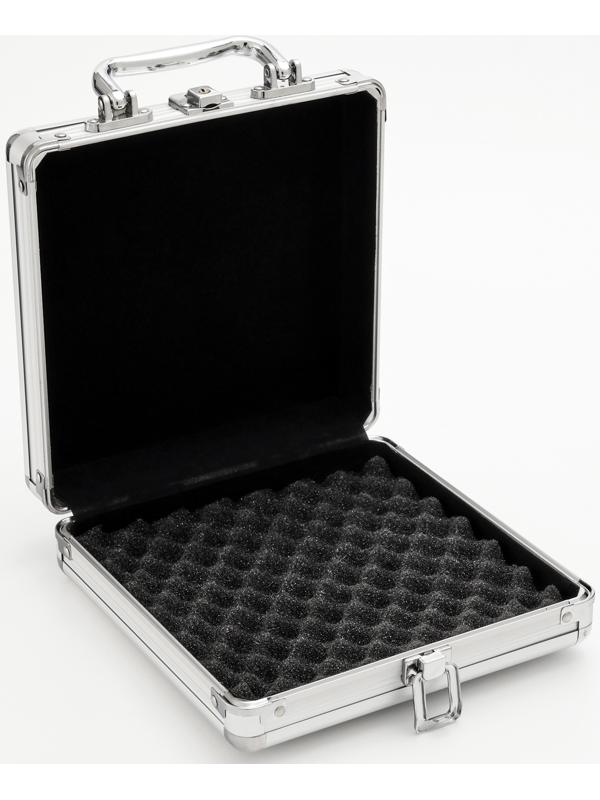 Металлический кейс, 21 х 21 х 6.5 см