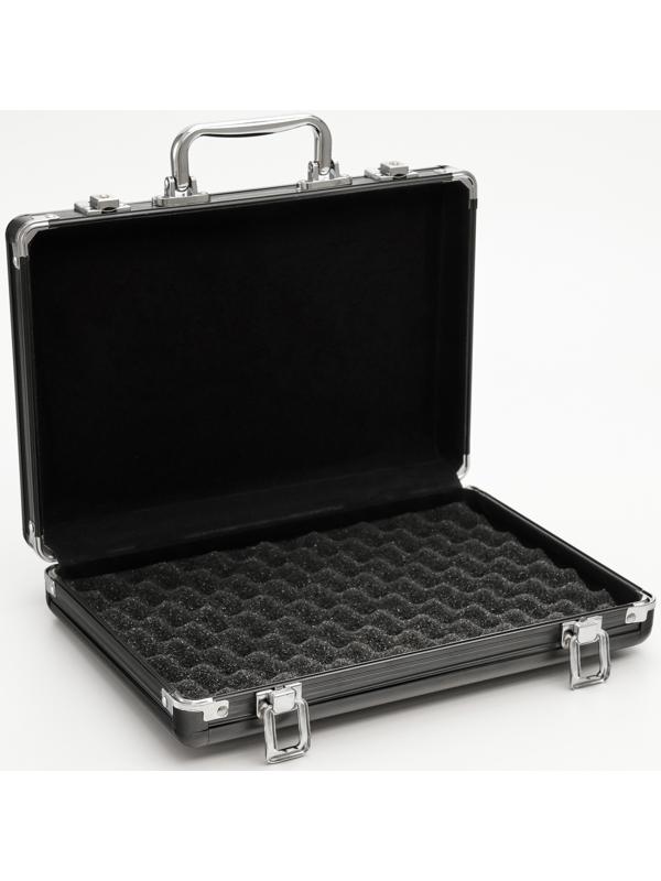 Металлический кейс, 30 х 21 х 6.5 см, черный