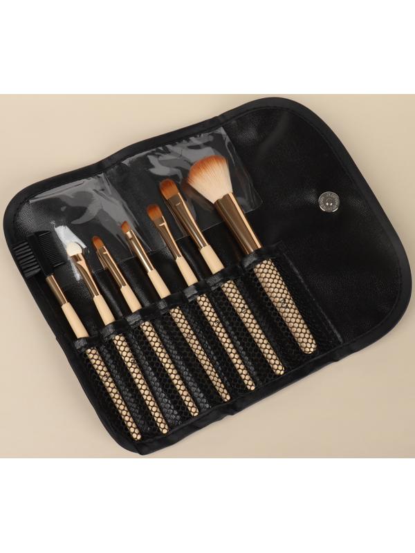 Набор кистей для макияжа «Франция», 7 предметов, чехол на кнопке, цвет бежевый/коричневый