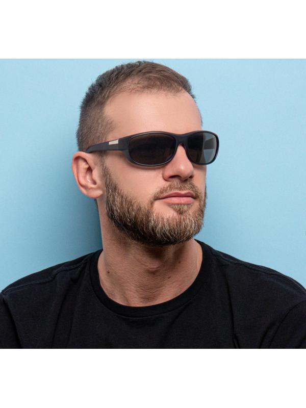 Очки солнцезащитные спортивные 