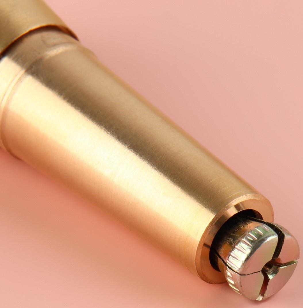 Шило швейное, с тремя сменными насадками: крючок, 8 см, изогнутый крючок, 8 см, с отверстием, 6,9 см