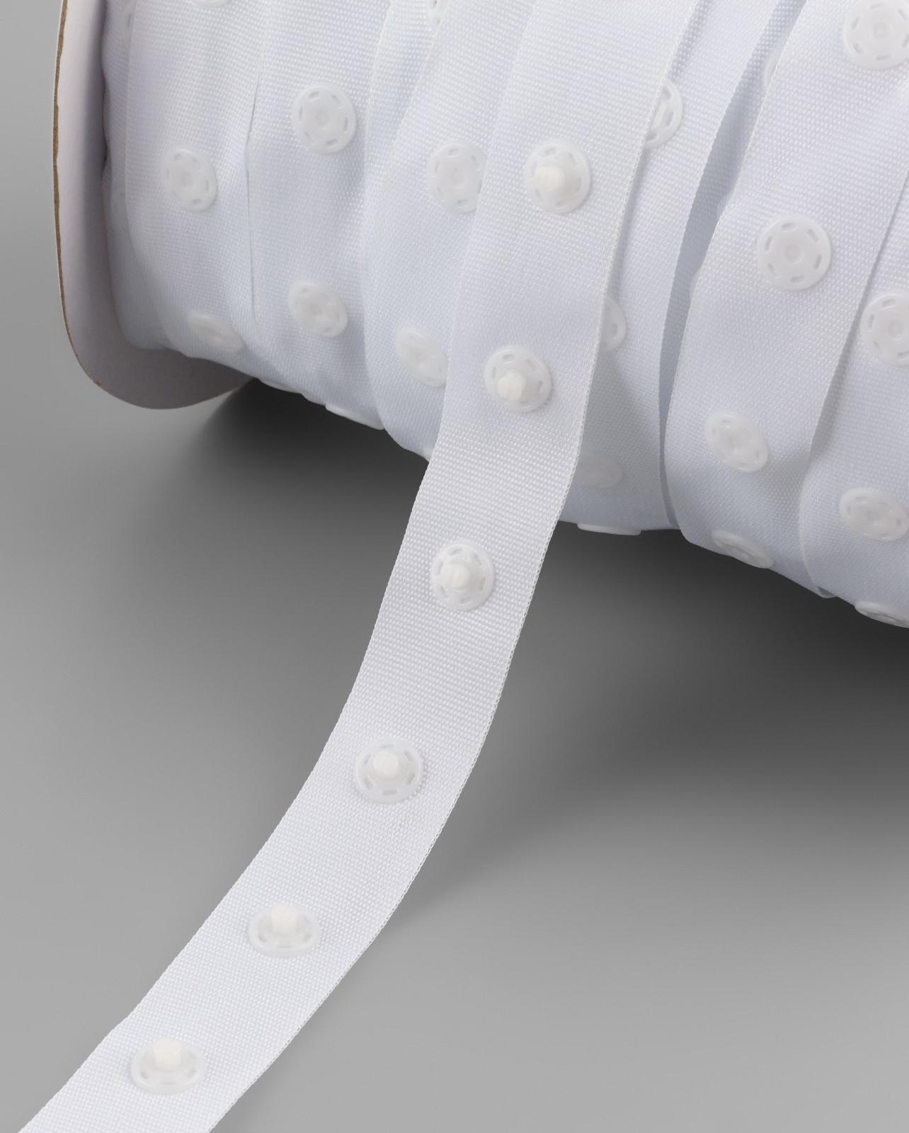 Тесьма с кнопками, 25-25 мм, 17 мм × 45 ± 1 м, цвет белый