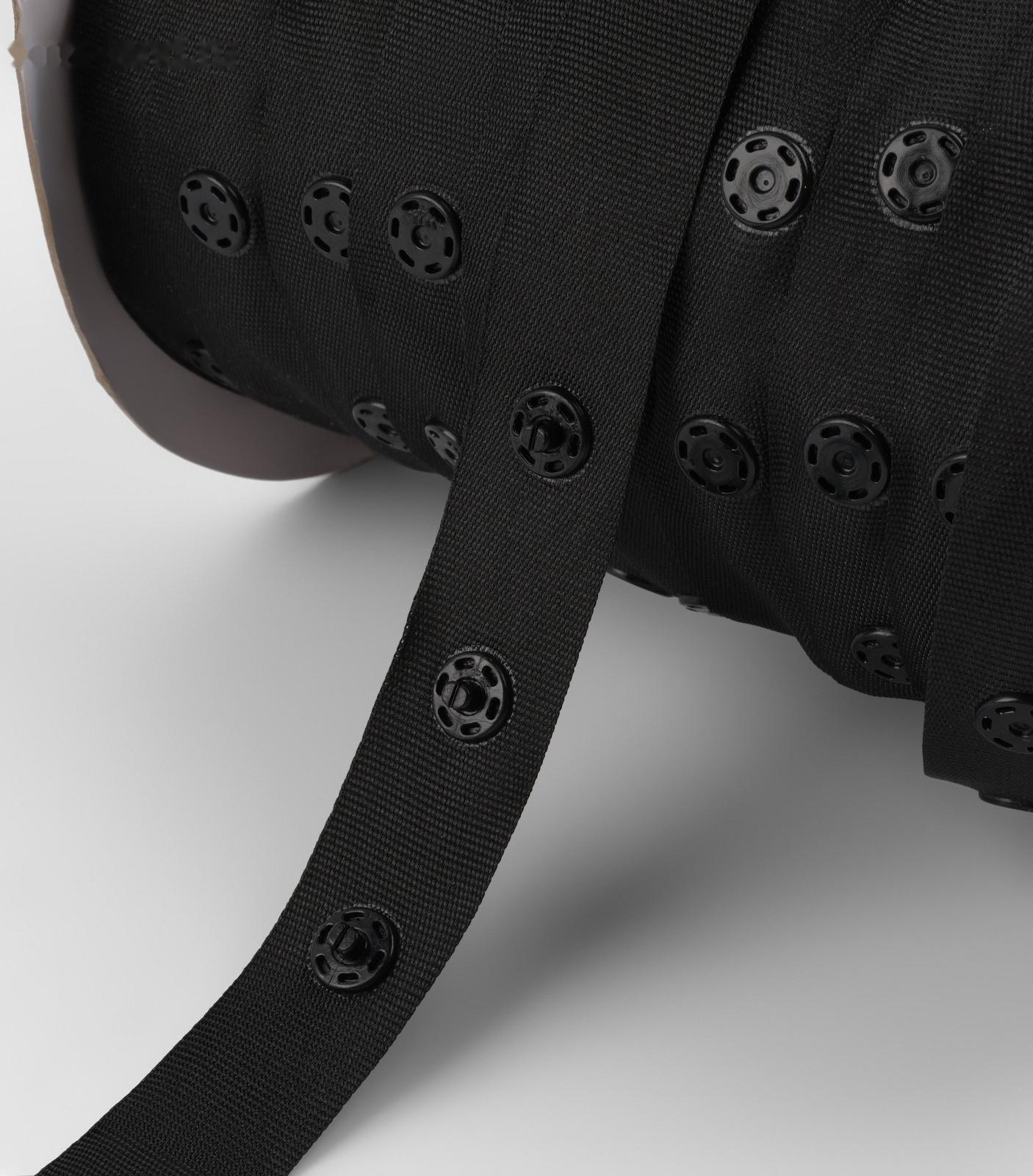 Тесьма с кнопками, 25-25-50 мм, 17 мм × 45 ± 1 м, цвет чёрный