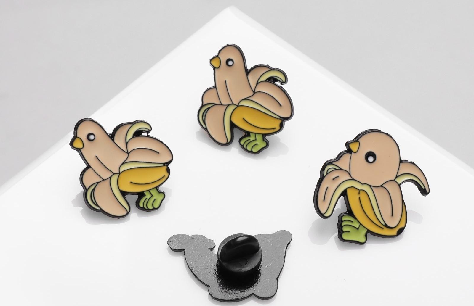 Набор значков (4шт) 